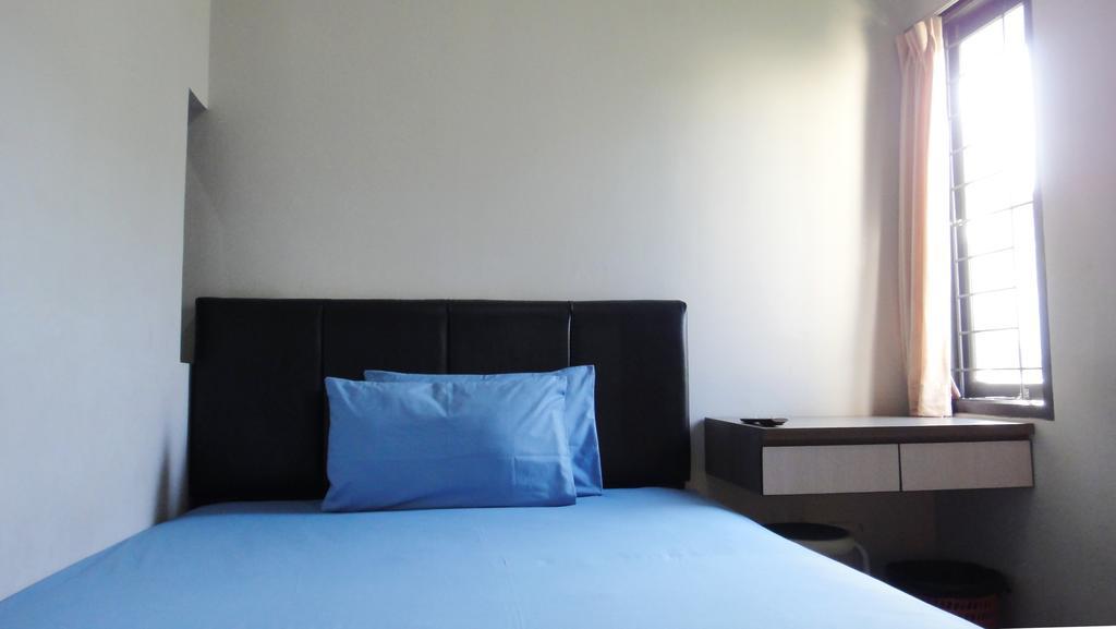 Comfort House Hotel Balikpapan  Exterior photo
